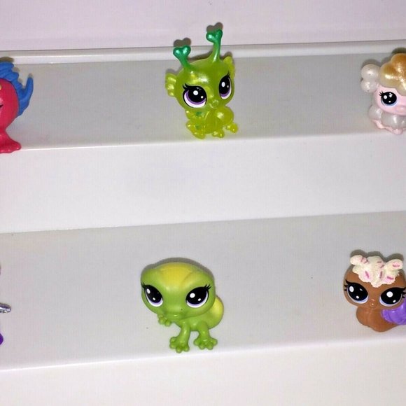 Random 16 Littlest LPS Pet Shop Mini Scale Pet Figures 1 inch Toy s - Picture 2 of 4